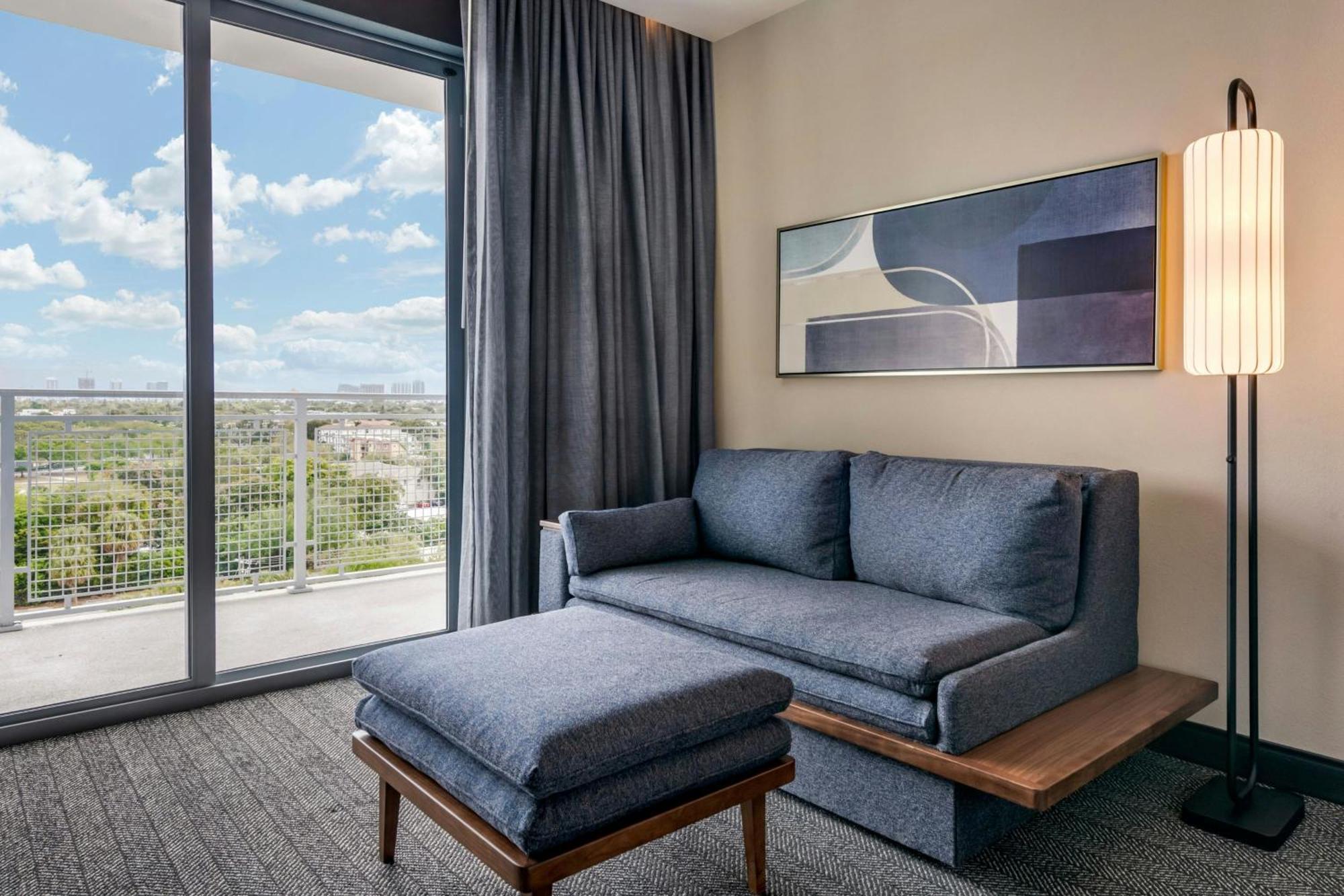 Courtyard By Marriott Fort Lauderdale Downtown Buitenkant foto